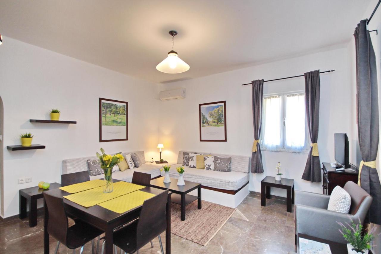 Aloe Luxury Apartments Porto Heli Exteriör bild